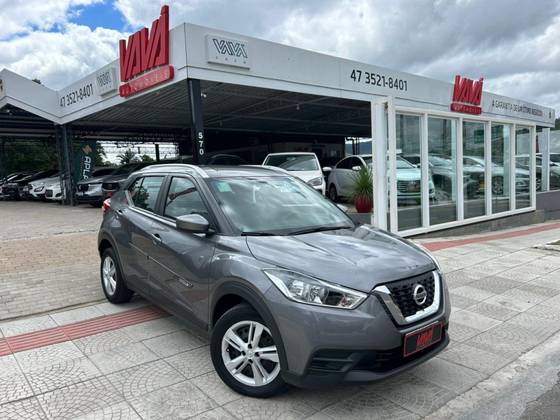 NISSAN KICKS 1.6 16V FLEXSTART S 4P XTRONIC NISSAN KICKS 1.6 16V FLEXSTART S 4P XTRONIC